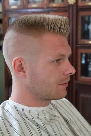 coupe de cheveux militaire homme