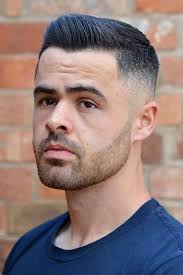 coupe de cheveux militaire homme