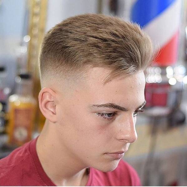 coupe courte homme 2025