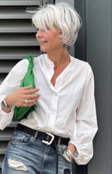 carr&eacute; court 60 ans