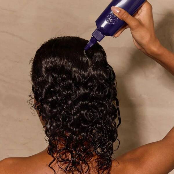 Cheveux brillants miroir