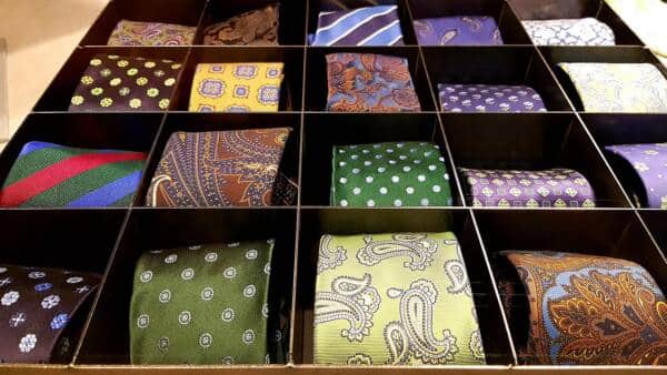 découvrez les tendances de la mode française pour 2025 : couleurs, styles et nouveautés incontournables pour un look chic et moderne, inspiré par les créateurs parisiens.