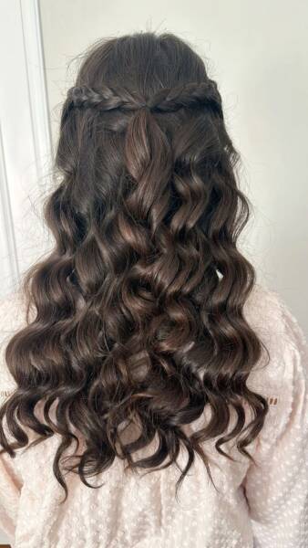 Boucles femme coiffure facile