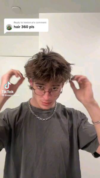 Coiffure homme cheveux clairsem&eacute;s